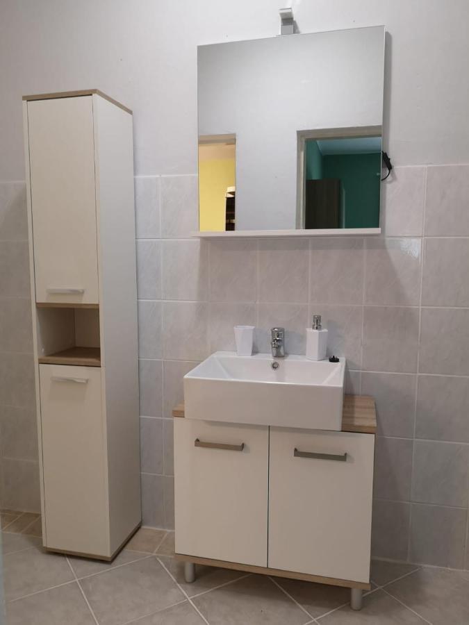 Apartmani Ljuba Rogoznica  Extérieur photo